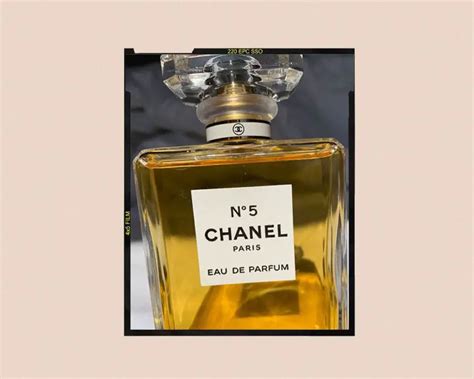 what does chanel no 5 smell like|chanel no 5 sample size.